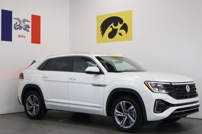 Used 2024 Volkswagen Atlas Cross Sport SEL R-Line