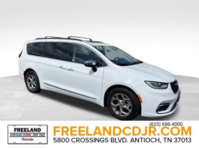 Used 2023 Chrysler Pacifica Limited