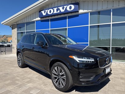 Used 2022 Volvo XC90 T5 Momentum w/ Climate Package