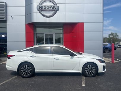 Used 2024 Nissan Altima 2.5 SV