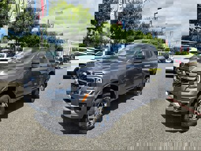New 2025 Ford Ranger XLT