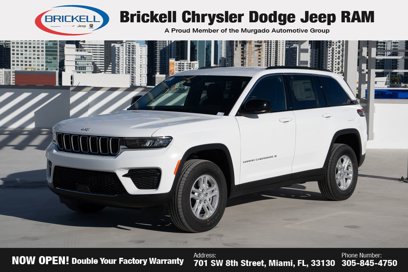 New 2025 Jeep Grand Cherokee Laredo w/ Luxury Tech Group I