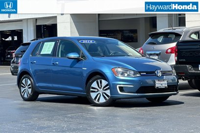 Used 2016 Volkswagen e-Golf SE w/ DC Fast Charging Package