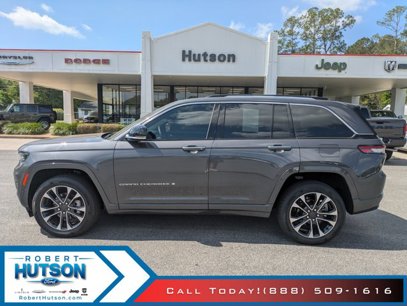 Used 2022 Jeep Grand Cherokee Overland w/ Luxury Tech Group IV