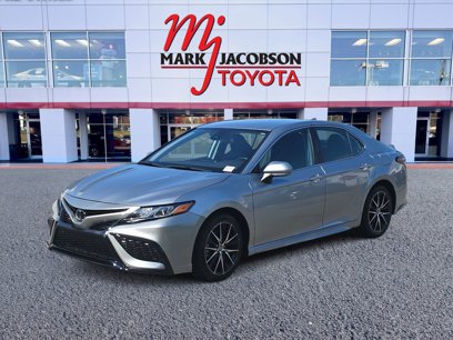 Used 2023 Toyota Camry SE