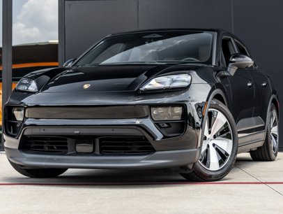 New 2025 Porsche Macan 4 Electric