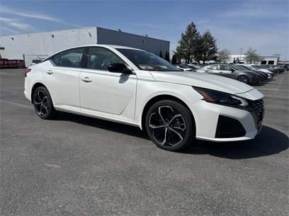New 2025 Nissan Altima 2.5 SR