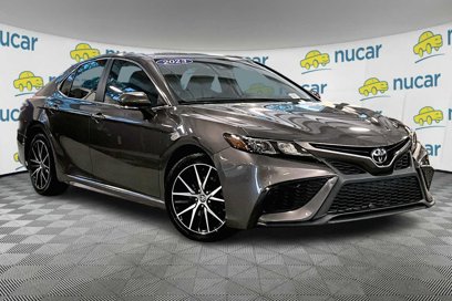 Used 2023 Toyota Camry SE