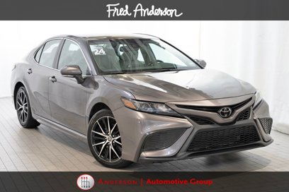 Used 2024 Toyota Camry SE w/ Convenience Package