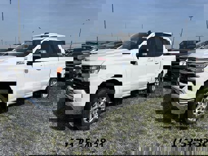New 2025 Chevrolet Silverado 1500 LT