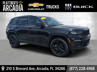 Used 2024 Jeep Grand Cherokee Limited w/ Black Appearance Package