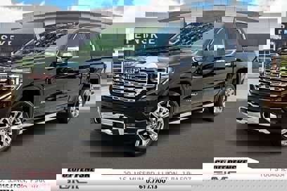 New 2025 GMC Sierra 1500 Denali