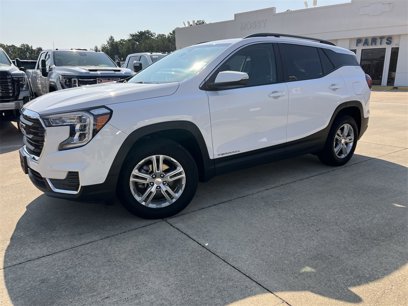 Used 2023 GMC Terrain SLE w/ Driver Convenience Package