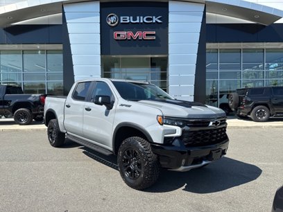 Used 2024 Chevrolet Silverado 1500 ZR2 w/ Technology Package