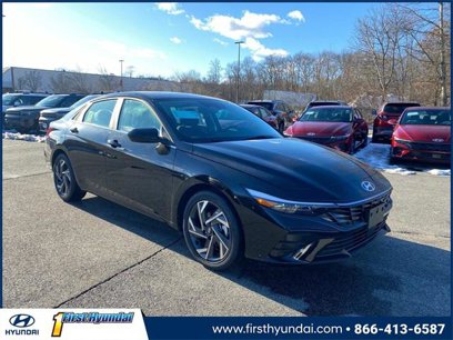 New 2025 Hyundai Elantra SEL