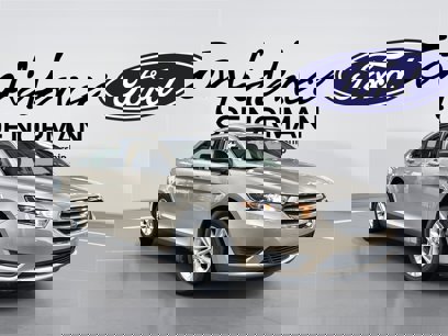 Used 2017 Ford Taurus SE