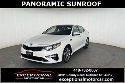 Used 2019 Kia Optima S w/ S Panoramic Sunroof Package