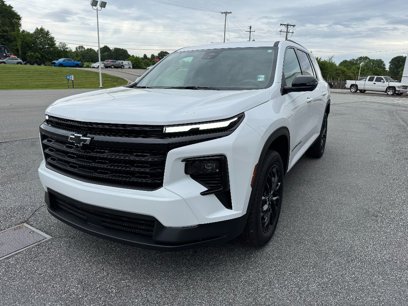 Used 2025 Chevrolet Traverse LT w/ Midnight/Sport Edition