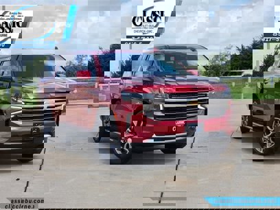 Used 2024 Chevrolet Suburban LT w/ Luxury Package