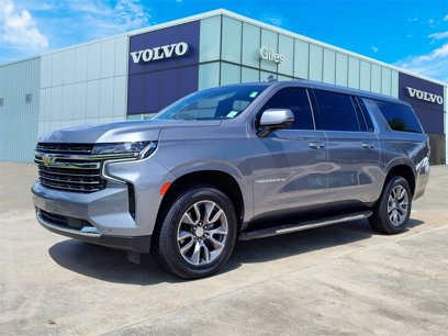 Used 2022 Chevrolet Suburban LT w/ Luxury Package