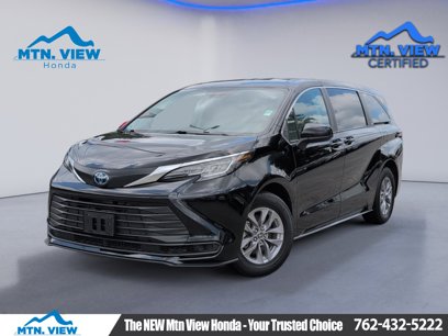 Used 2023 Toyota Sienna LE