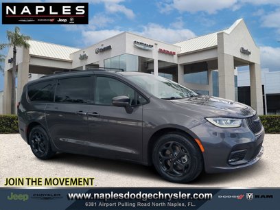 Used 2021 Chrysler Pacifica Touring w/ S Appearance Package