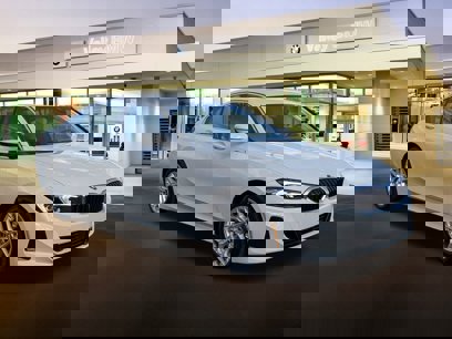 New 2025 BMW 330i xDrive Sedan w/ Convenience Package