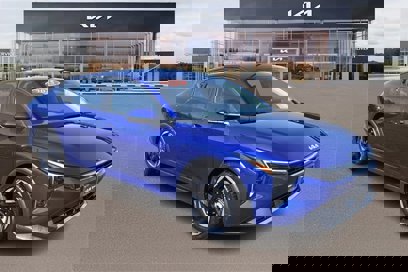 New 2025 Kia K4 EX
