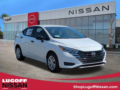 New 2025 Nissan Versa S w/ Trunk Package