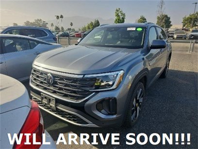 Used 2024 Volkswagen Atlas Cross Sport SE