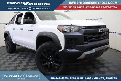 New 2025 Chevrolet Colorado Trail Boss w/ Midnight Edition