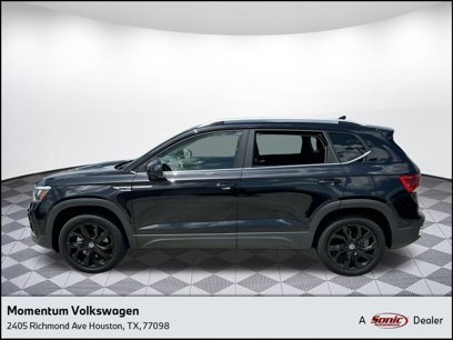 Certified 2023 Volkswagen Taos SE w/ Black Wheel Package