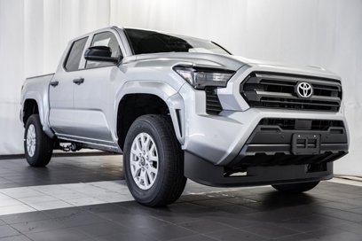 New 2025 Toyota Tacoma SR