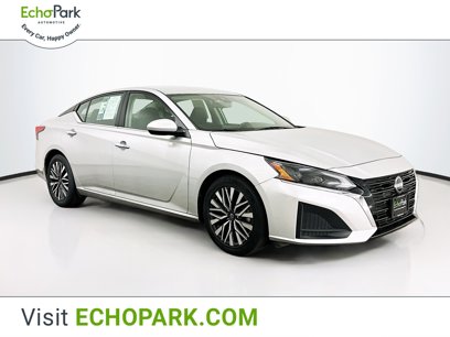 Used 2023 Nissan Altima 2.5 SV
