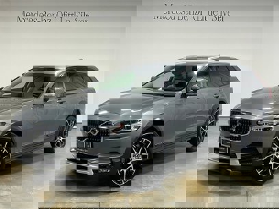 Used 2020 Volvo V90 T6 Cross Country w/ Protection Package Premier