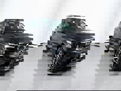 Certified 2025 Volvo XC40 B5 Core