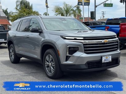 New 2025 Chevrolet Traverse LT w/ Driver Confidence Package