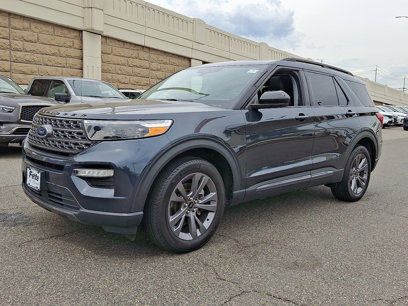 Certified 2022 Ford Explorer XLT w/ Equipment Group 202A