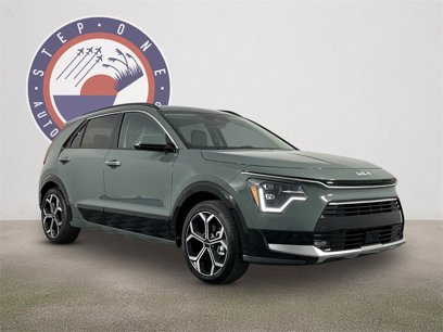 New 2025 Kia Niro SX Touring