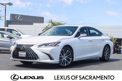 Certified 2025 Lexus ES 300h w/ Premium Package