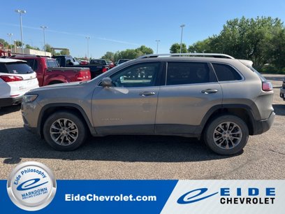 Used 2019 Jeep Cherokee Latitude Plus w/ Comfort/Convenience Group