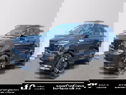 New 2025 Kia Sorento S