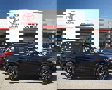 Used 2018 Toyota Highlander SE