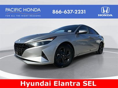 Used 2021 Hyundai Elantra SEL w/ Convenience Package