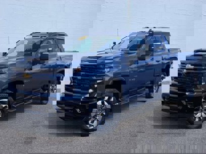 Used 2024 Chevrolet Silverado 2500 Custom w/ Custom Value Package
