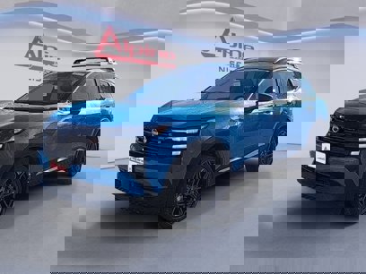 New 2025 Nissan Kicks SR w/ Interior Electronics Package