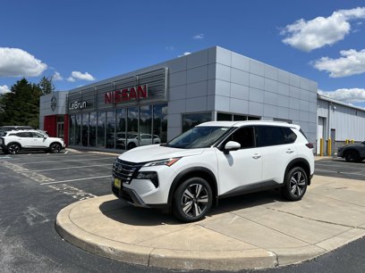 New 2025 Nissan Rogue SL