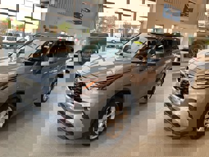 Used 2022 Toyota Highlander LE
