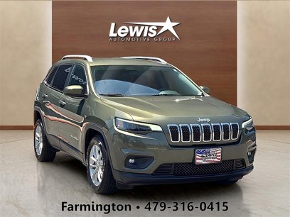 Used 2019 Jeep Cherokee Latitude w/ Popular Appearance Group