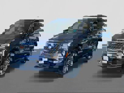 New 2025 Cadillac XT4 Premium Luxury w/ Cold Weather Package
